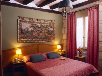 Reservation d'hotel à Chinon