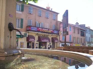 Reservation d'hotel à Pierrefeu-du-Var
