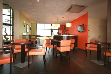 Reservation d'hotel à Bonson