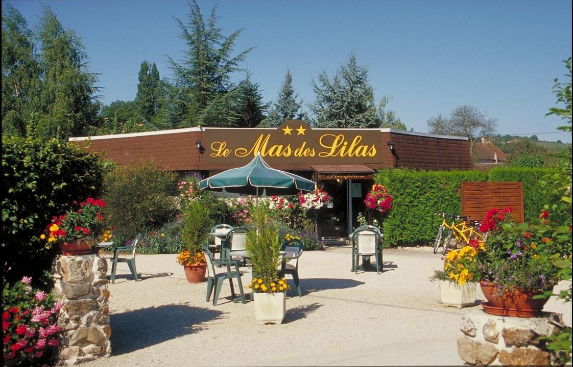 Reservation d'hotel à Escolives-Sainte-Camille