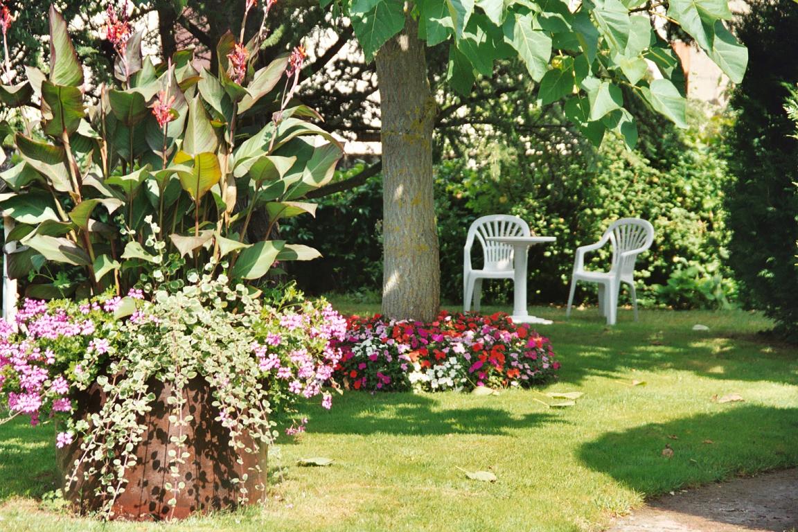 Reservation d'hotel à Escolives-Sainte-Camille