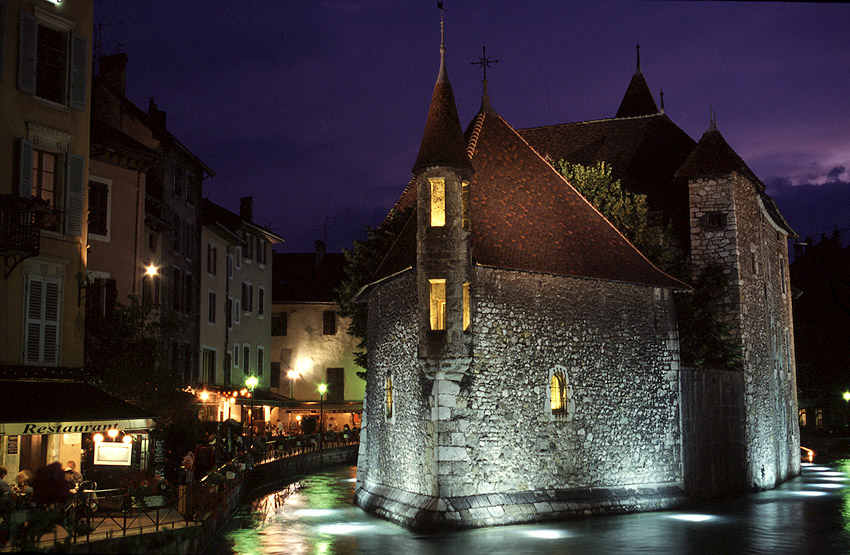 Reservation d'hotel à Annecy
