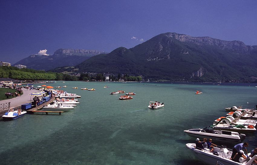 Reservation d'hotel à Annecy