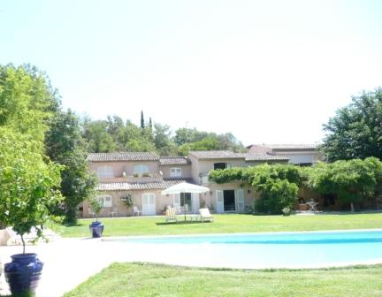 Reservation d'hotel à Grimaud