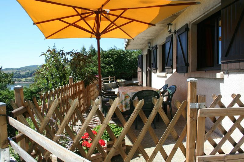 Reservation d'hotel à Nages