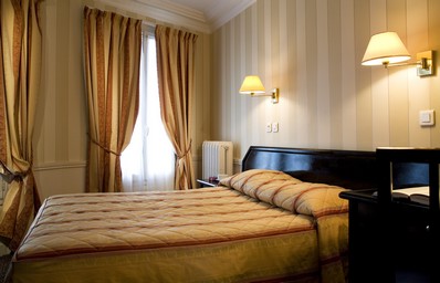 Reservation d'hotel à Paris