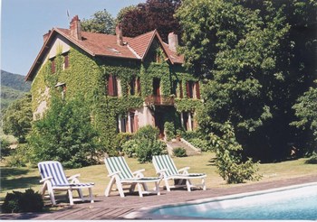Reservation d'hotel à Saint-Amans-Soult