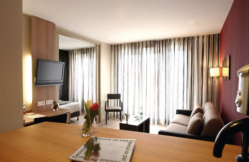 Reservation d'hotel à Montévrain
