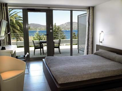 Reservation d'hotel à Saint-Tropez