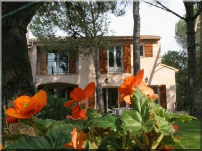Reservation d'hotel à Roquebrune-sur Argens