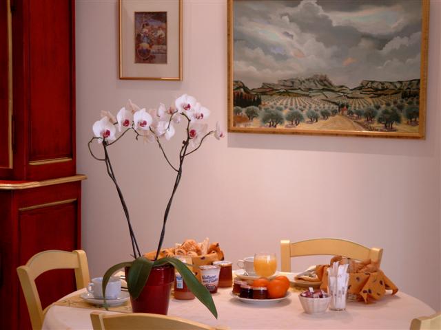 Reservation d'hotel à Mouriès
