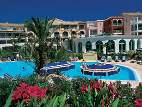 Reservation d'hotel à Roquebrune-sur Argens