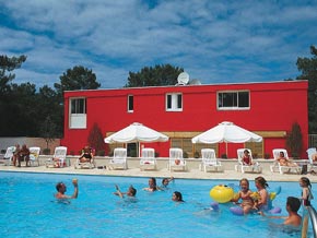 Reservation d'hotel à Carcans
