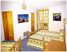 Reservation d'hotel à Uzer