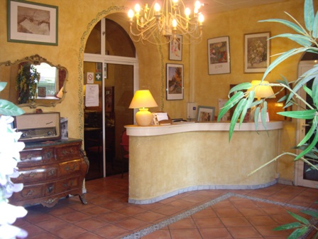 Reservation d'hotel à Nîmes
