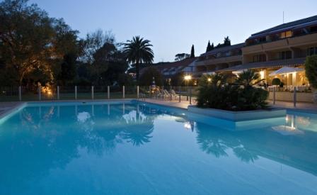 Reservation d'hotel à Saint-Raphaël