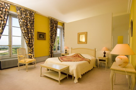 Reservation d'hotel à Ygrande
