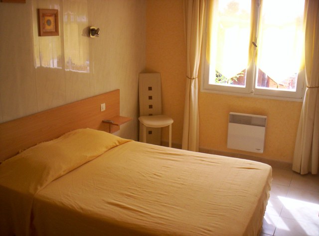 Reservation d'hotel à Vias
