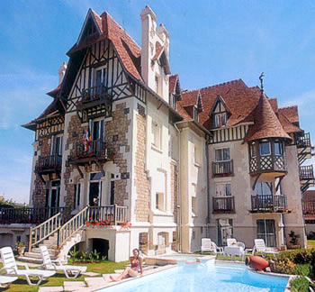 Reservation d'hotel à Deauville