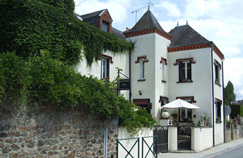 Reservation d'hotel à Magnac-Laval