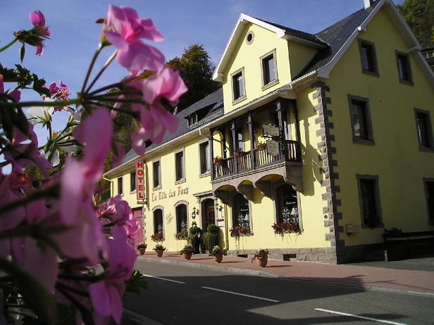 Reservation d'hotel à Le Bonhomme