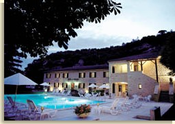 Reservation d'hotel à Les Eyzies-de-Tayac-Sireuil