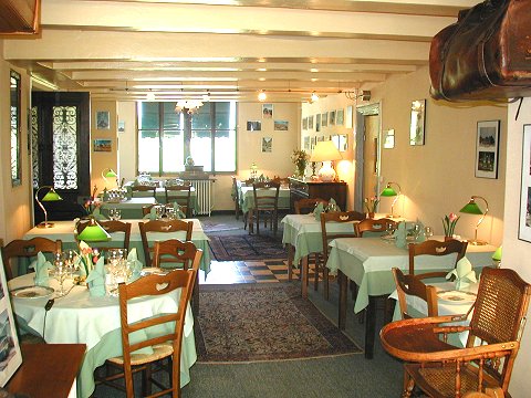 Reservation d'hotel à Seyne