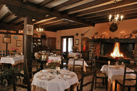 Reservation d'hotel à Lorp-Sentaraille