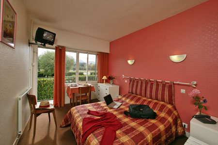 Reservation d'hotel à Lorp-Sentaraille