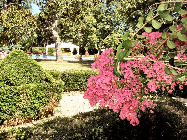 Reservation d'hotel à Saint-Loubès