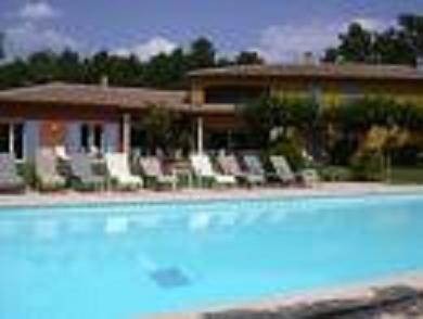 Reservation d'hotel à Roussillon