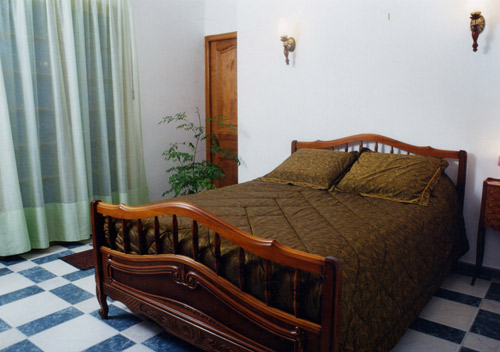 Reservation d'hotel à Loriol-du-Comtat
