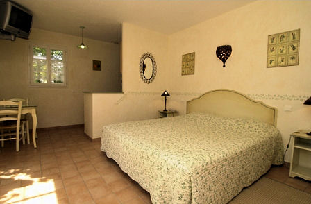 Reservation d'hotel à Tourette-sur-Loup