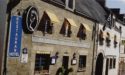 Reservation d'hotel à Baud