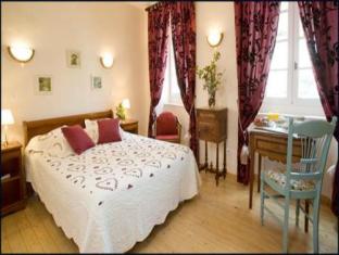 Reservation d'hotel à Saint-André-de-Valborgne
