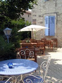 Reservation d'hotel à Tavel