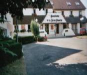 hotel hostellerie de la reine blanche, vertus