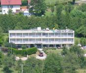 hotel logis le relais de la vallee, hyèvre-paroisse