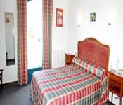logis hotel restaurant l arceau, saint-hilaire-d'ozilhan