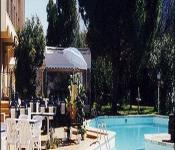 hotel le neoulous, le boulou
