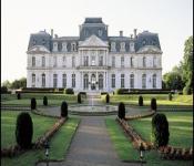 hebergement chateau d'artigny - symboles de france, montbazon