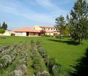 logis hotel la goutte d eau , pernes-les-fontaines
