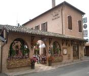logis hotel le relais des dix crus, corcelles-en-beaujolais