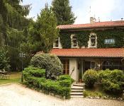 hebergement logis hotel le petit casset, la boisse