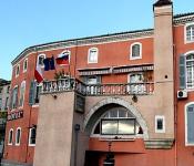logis hotel le prieure, bourg-saint-andéol