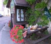 hebergement hotel les quatr'heuries, bèze