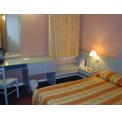 hebergement brit hotel restaurant, saint-saturnin