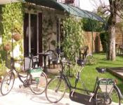 hebergement hotel le saint cyr, la ferté-saint-cyr