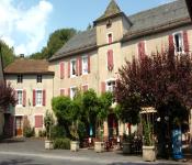 hotel relais du bois du four, vézins-de-lévézou