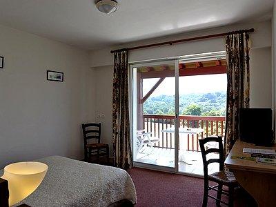 Reservation d'hotel à Sare